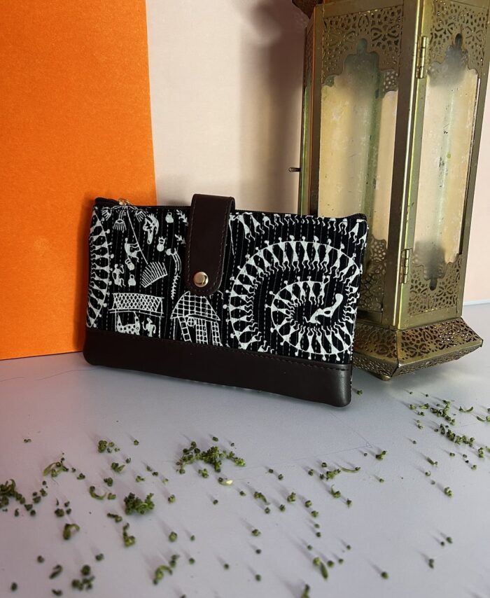 Crafted Black & White Tribal Art Clutch