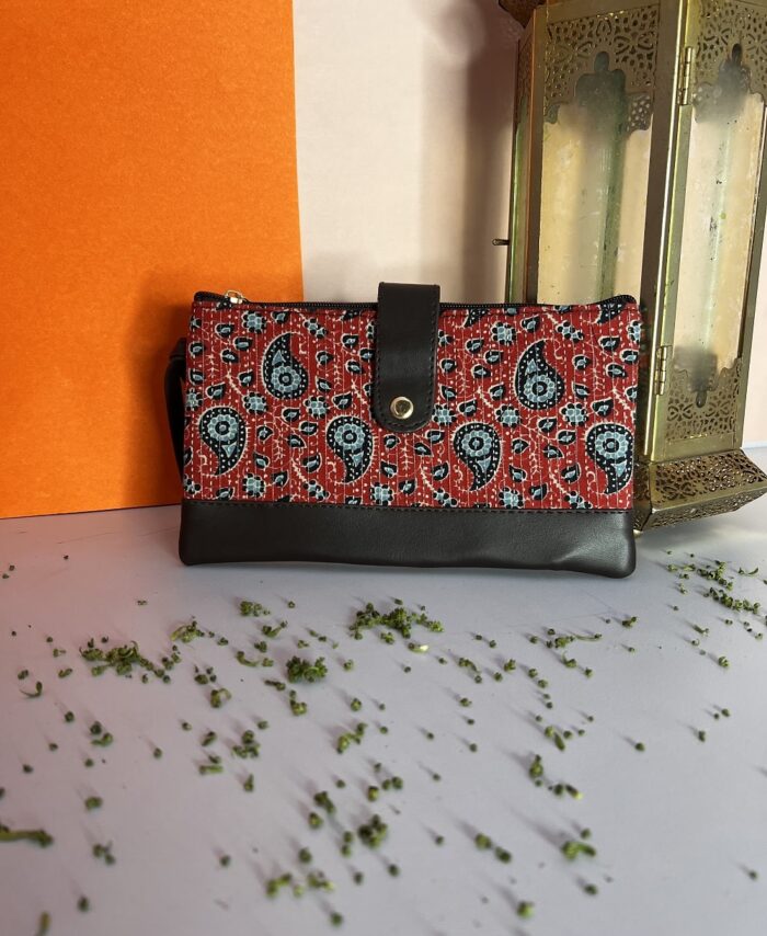 Rajasthani Block Print Flat Pouch – Red Paisley Pattern